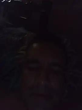 Luigy29 online show from July 18, 2026, 9:23 pm