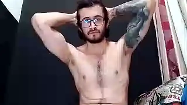 Snapshot of Loggan_donnelly chatting on November 7, 2025, 6:40 am Loggan donnelly online show from November 7, 2025, 6:40 am