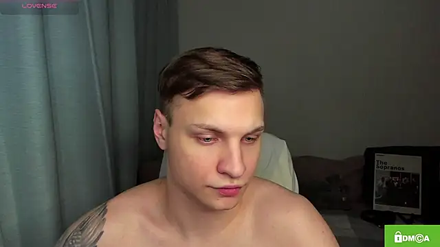 Snapshot of handsome_guy01 chatting on May 4, 2026, 5:38 pm handsome guy01 online show from May 4, 2026, 5:38 pm
