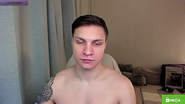 Snapshot of handsome_guy01 chatting on June 9, 2026, 10:11 pm handsome guy01 online show from June 9, 2026, 10:11 pm