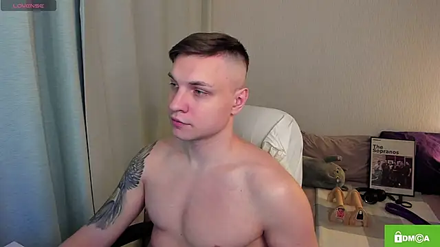 Snapshot of handsome_guy01 chatting on April 12, 2026, 6:44 pm handsome guy01 online show from April 12, 2026, 6:44 pm