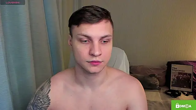 Snapshot of handsome_guy01 chatting on May 6, 2026, 5:28 pm handsome guy01 online show from May 6, 2026, 5:28 pm
