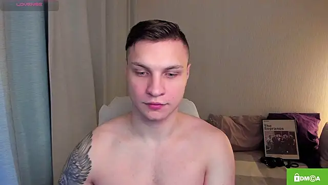 Snapshot of handsome_guy01 chatting on April 23, 2026, 8:32 pm handsome guy01 online show from April 23, 2026, 8:32 pm