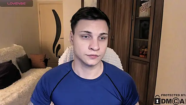 handsome guy01 online show from November 14, 2025, 6:00 pm