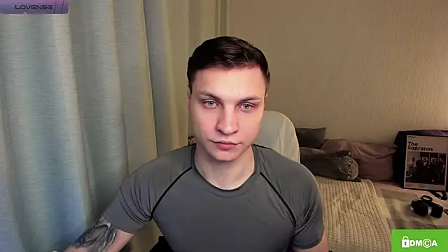 Snapshot of handsome_guy01 chatting on May 21, 2026, 7:44 pm handsome guy01 online show from May 21, 2026, 7:44 pm