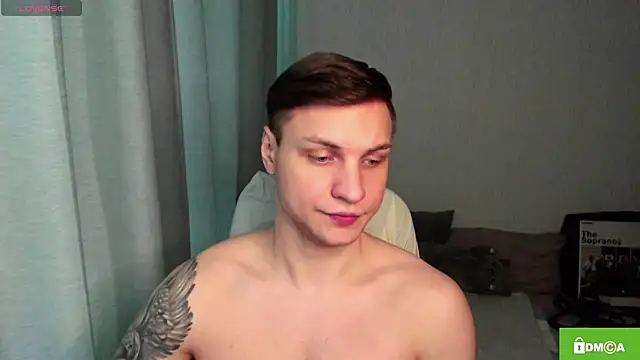 Snapshot of handsome_guy01 chatting on May 19, 2026, 7:26 am handsome guy01 online show from May 19, 2026, 7:26 am