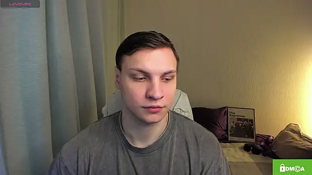 Snapshot of handsome_guy01 chatting on April 9, 2026, 7:53 pm handsome guy01 online show from April 9, 2026, 7:53 pm