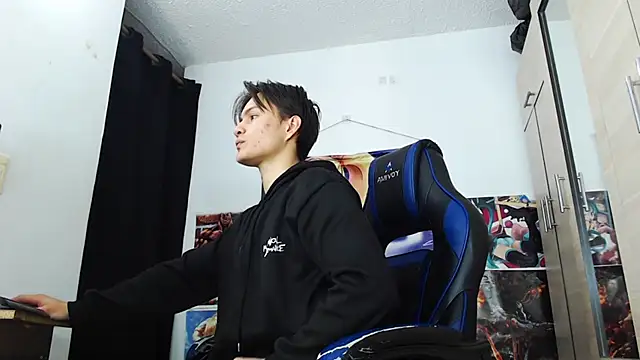 sr jaeger online show from November 21, 2025, 1:43 pm