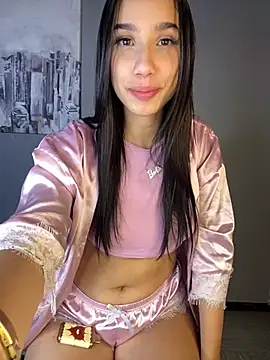 Snapshot of Praga_Pink chatting on January 5, 2025, 5:20 am Praga Pink online show from January 5, 2025, 5:20 am