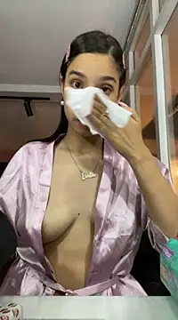 Snapshot of Praga_Pink chatting on January 24, 2025, 12:52 am Praga Pink online show from January 24, 2025, 12:52 am