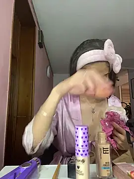 Snapshot of Praga_Pink chatting on March 16, 2025, 4:41 am Praga Pink online show from March 16, 2025, 4:41 am