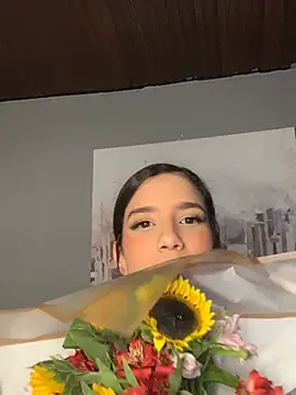 Snapshot of Praga_Pink chatting on March 22, 2025, 10:06 am Praga Pink online show from March 22, 2025, 10:06 am