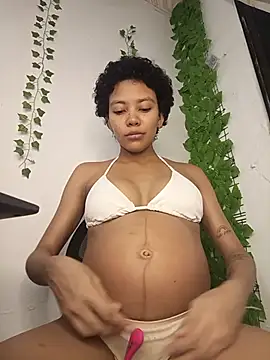 lianisrose online show from July 26, 2026, 9:11 pm