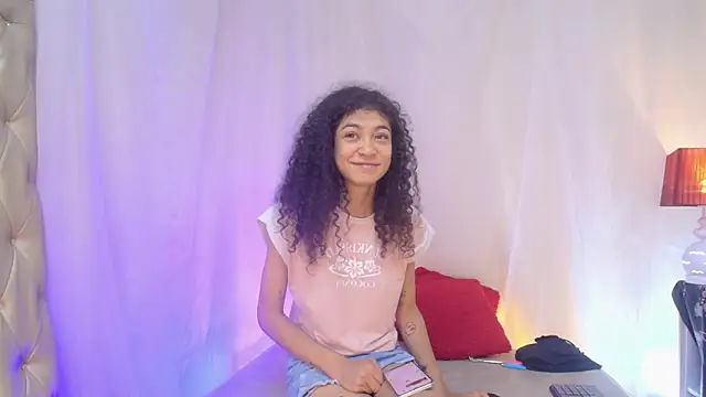Snapshot of Aurora_ath chatting on July 1, 2026, 10:54 pm Aurora ath online show from July 1, 2026, 10:54 pm