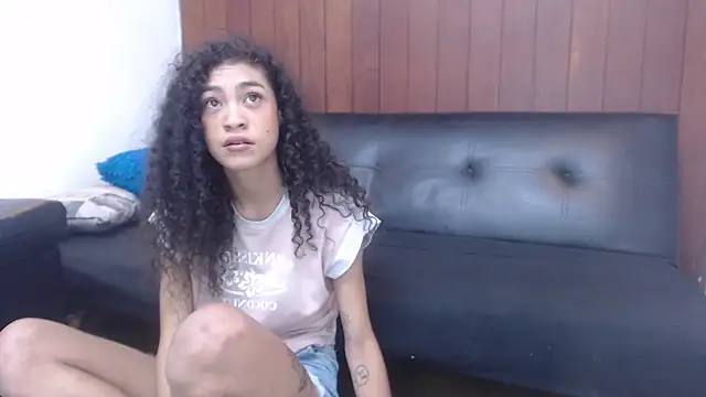 Snapshot of Aurora_ath chatting on July 17, 2026, 3:37 am Aurora ath online show from July 17, 2026, 3:37 am