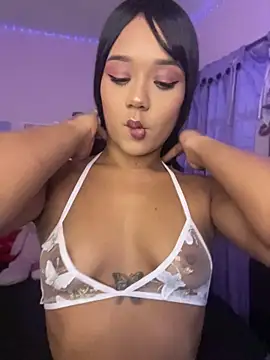 Snapshot of Gerallima_1 chatting on May 9, 2026, 2:37 am Gerallima 1 online show from May 9, 2026, 2:37 am