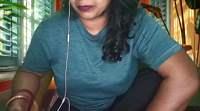 Snapshot of mamoni91 chatting on March 21, 2025, 2:50 am mamoni91 online show from March 21, 2025, 2:50 am