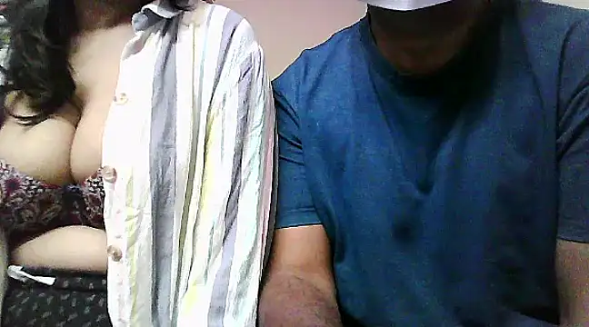 saajan1979 online show from December 6, 2024, 7:04 am