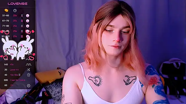 Alice Hells online show from November 1, 2025, 5:47 am