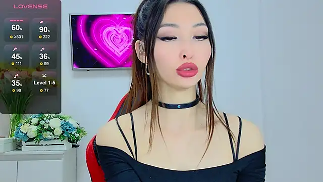 honey yani online show from March 8, 2025, 2:01 am