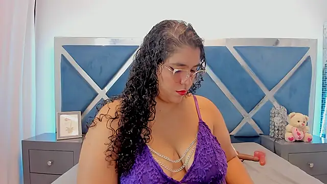 Snapshot of Tiffanymiller00 chatting on May 2, 2026, 2:22 pm Tiffanymiller00 online show from May 2, 2026, 2:22 pm