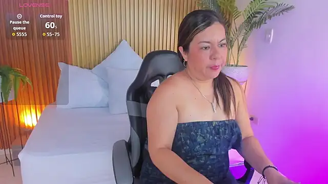 Snapshot of nahia_13 chatting on April 23, 2026, 1:02 pm nahia 13 online show from April 23, 2026, 1:02 pm