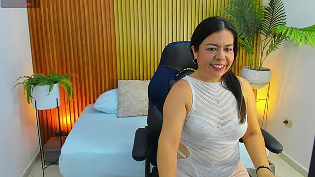 Snapshot of nahia_13 chatting on September 12, 2025, 12:05 pm nahia 13 online show from September 12, 2025, 12:05 pm