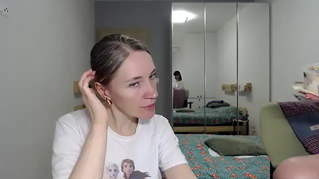 Snapshot of Pepper_mur chatting on May 24, 2026, 7:25 pm Pepper mur online show from May 24, 2026, 7:25 pm