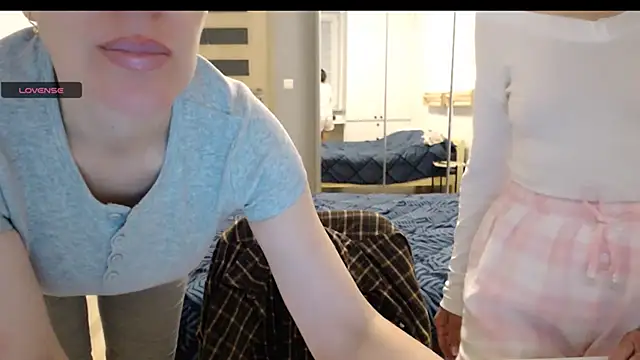 Snapshot of Pepper_mur chatting on October 6, 2025, 5:46 pm Pepper mur online show from October 6, 2025, 5:46 pm