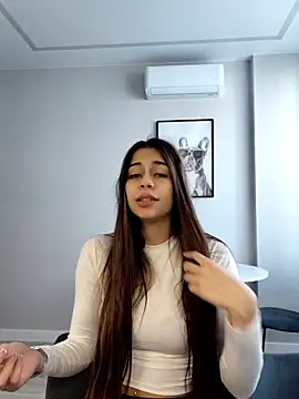 Snapshot of ShySonya chatting on November 17, 2025, 11:25 am ShySonya online show from November 17, 2025, 11:25 am