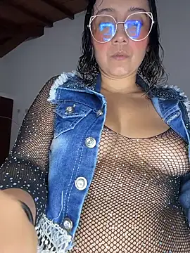 Kay LustyWife online show from March 20, 2026, 12:33 am