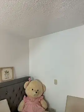 Kay LustyWife online show from March 3, 2026, 12:17 am