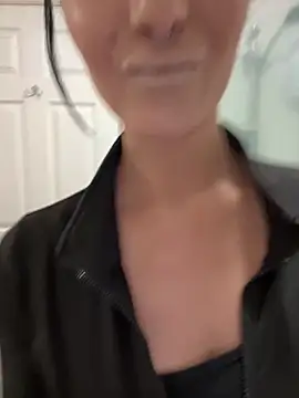 SweetSolez online show from February 28, 2026, 10:09 pm