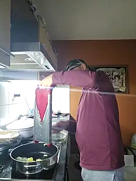 Snapshot of xxJANI2xx chatting on December 10, 2024, 2:39 pm xxJANI2xx online show from December 10, 2024, 2:39 pm