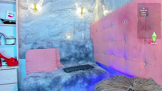 Snapshot of taylorbunny_x chatting on February 24, 2026, 1:23 pm taylorbunny x online show from February 24, 2026, 1:23 pm