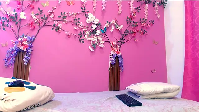 Snapshot of analdeepalejandra18 chatting on October 1, 2025, 6:56 pm analdeepalejandra18 online show from October 1, 2025, 6:56 pm