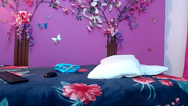 Snapshot of analdeepalejandra18 chatting on March 12, 2025, 7:14 pm analdeepalejandra18 online show from March 12, 2025, 7:14 pm