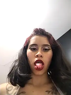 Snapshot of Alexandra_65 chatting on September 9, 2025, 2:54 am Alexandra 65 online show from September 9, 2025, 2:54 am