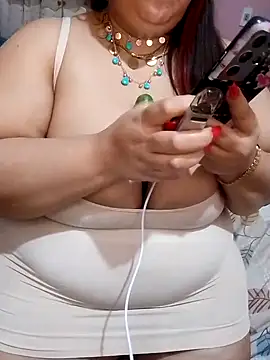 Snapshot of so5naa-nar chatting on September 19, 2025, 6:01 pm so5naa-nar online show from September 19, 2025, 6:01 pm