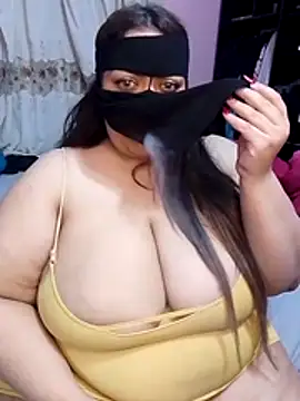 Snapshot of so5naa-nar chatting on December 5, 2025, 5:17 am so5naa-nar online show from December 5, 2025, 5:17 am