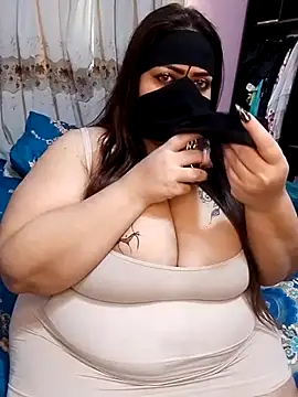 Snapshot of so5naa-nar chatting on November 2, 2025, 8:19 am so5naa-nar online show from November 2, 2025, 8:19 am