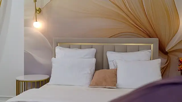 Snapshot of milaleoneli chatting on September 30, 2025, 3:07 pm milaleoneli online show from September 30, 2025, 3:07 pm