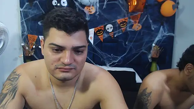 Snapshot of Group_Lustt chatting on October 28, 2025, 2:23 am Group Lustt online show from October 28, 2025, 2:23 am