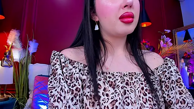 Snapshot of Mayzzie chatting on July 11, 2026, 7:47 pm Mayzzie online show from July 11, 2026, 7:47 pm