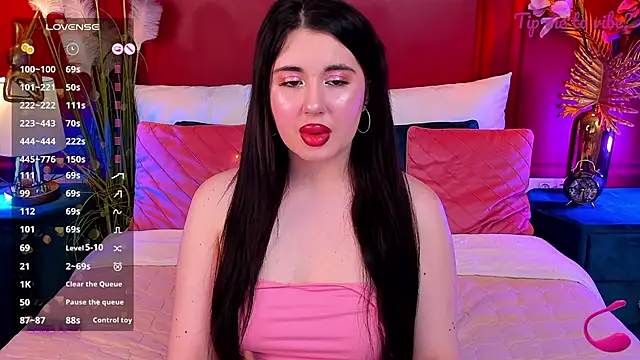 Snapshot of Mayzzie chatting on April 3, 2026, 7:20 pm Mayzzie online show from April 3, 2026, 7:20 pm