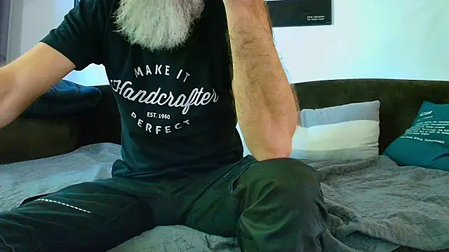 Kingsscepter online show from September 19, 2025, 9:13 am