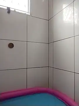 Snapshot of Luci_foxx chatting on February 28, 2026, 5:12 pm Luci foxx online show from February 28, 2026, 5:12 pm