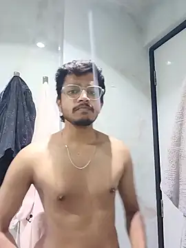 Snapshot of skinnyyyyyyyyy chatting on July 7, 2026, 3:42 am skinnyyyyyyyyy online show from July 7, 2026, 3:42 am