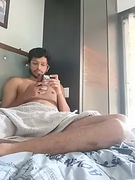 Snapshot of skinnyyyyyyyyy chatting on July 24, 2026, 6:31 am skinnyyyyyyyyy online show from July 24, 2026, 6:31 am