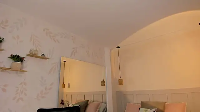 Snapshot of MartinaGuzmann chatting on February 3, 2026, 12:32 am MartinaGuzmann online show from February 3, 2026, 12:32 am